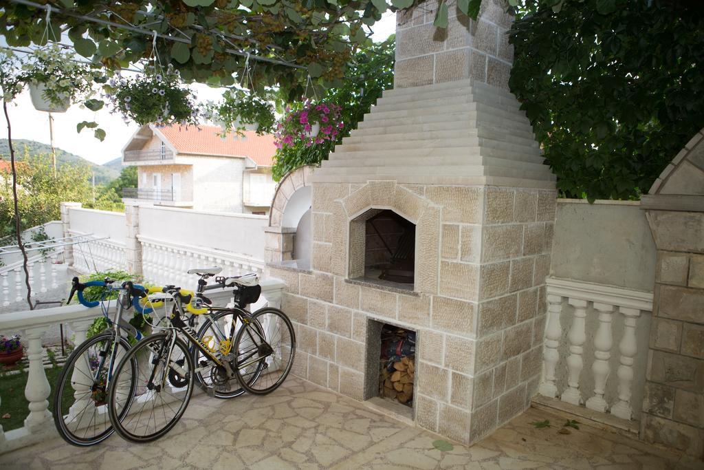Villa Jelena Trebinje Exterior photo