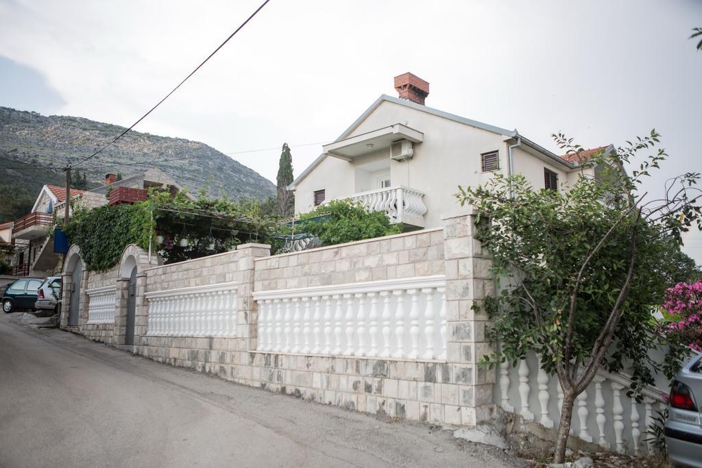 Villa Jelena Trebinje Exterior photo